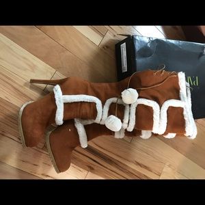 Paper Fox Lafonda boots in dark brown Size 9